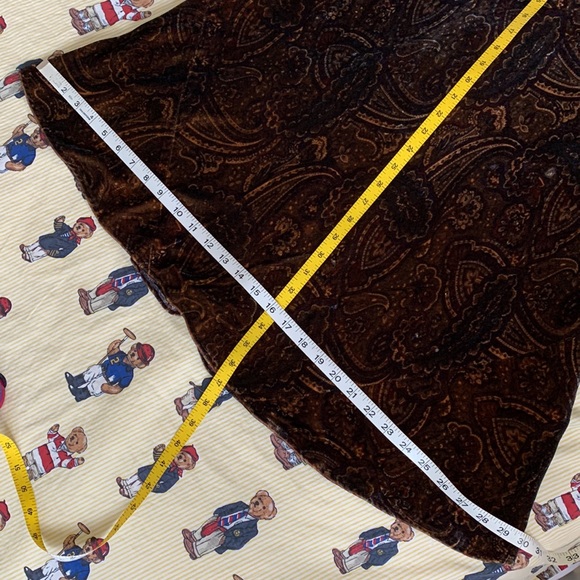 Lauren Ralph Lauren Velvet A-Line skirt, Size 6 - Picture 11 of 13